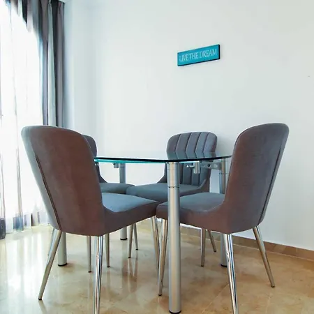 Precioso Apartamento En Coto Real - Milla De Oro